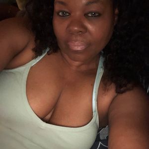 Meet your Posher, Latisha